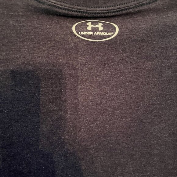 UNDER Armour Heatgear Mens Athletic Tee Tshirt Size SM Camo Logo - Picture 5 of 5